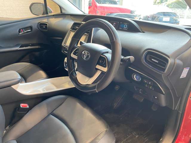 トヨタ プリウス １．８ Ａ ツーリングセレクション H28年 (九州・沖縄) 99