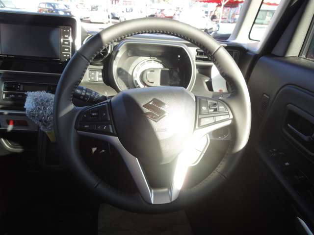 スズキ スペーシア ６６０ ギア ハイブリッド ＸＺ R5年 (甲信越・北陸) 99