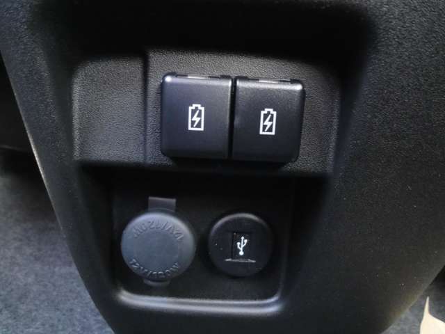 スズキ スペーシア ６６０ ギア ハイブリッド ＸＺ R5年 (甲信越・北陸) 99