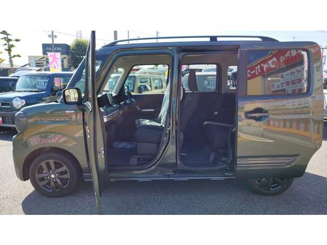 スズキ スペーシア ６６０ ギア ハイブリッド ＸＺ R5年 (甲信越・北陸) 99