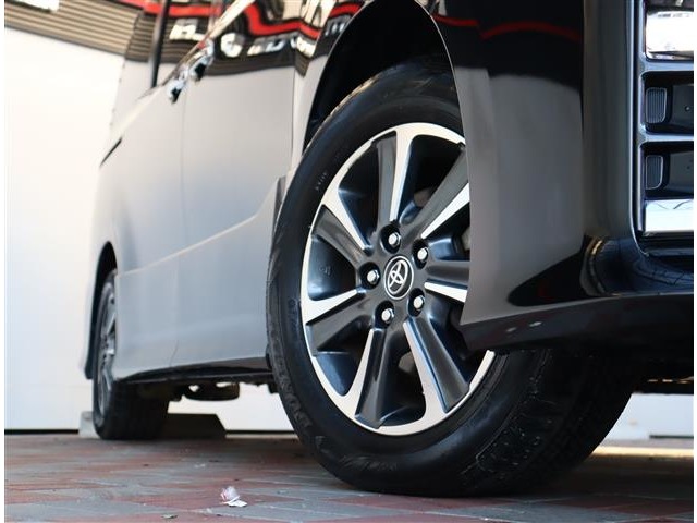 トヨタ ヴォクシー ２．０ ＺＳ 煌ＩＩ R1年 (関東) 99