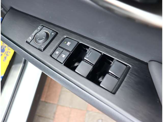 レクサス ＵＸ２００ Ｆスポーツ R1年 (関東) 99