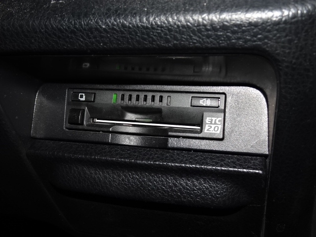 トヨタ ヴォクシー ２．０ ＺＳ R1年 (関東) 99