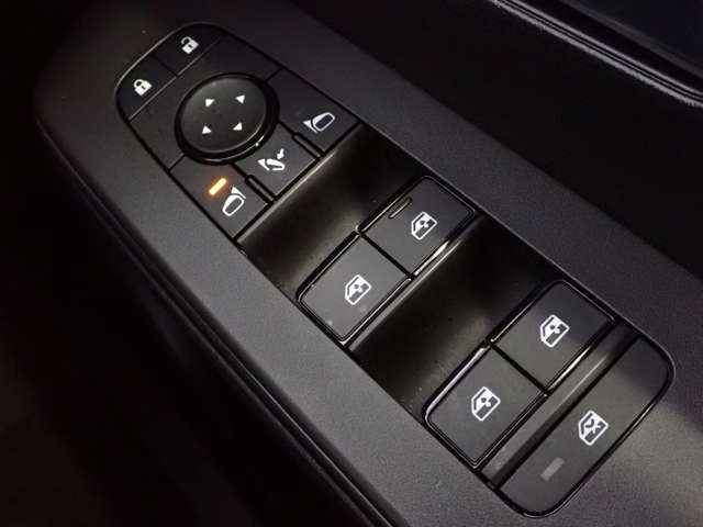 日産 セレナ １．４ Ｅ－ＰＯＷＥＲ ハイウェイスターＶ R5年 (関東) 99