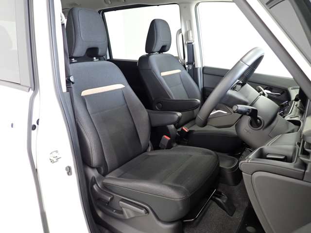 日産 セレナ １．４ Ｅ－ＰＯＷＥＲ ハイウェイスターＶ R5年 (関東) 99