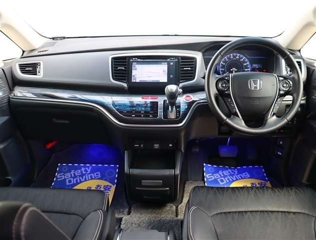 ホンダ オデッセイ　ハイブリッド ２．０ ハイブリッド アブソルート ホンダセンシング ＥＸパッケージ H28年 (関東) 99