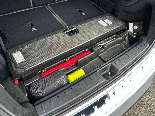 メルセデスベンツ ＥＱＢ ２５０ R5年 (近畿) 99