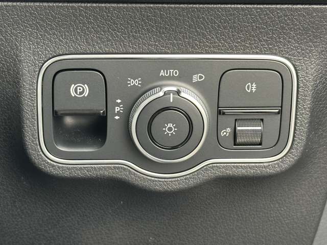 メルセデスベンツ ＥＱＢ ２５０ R5年 (近畿) 99