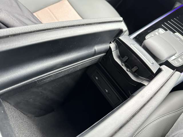 メルセデスベンツ ＥＱＢ ２５０ R5年 (近畿) 99