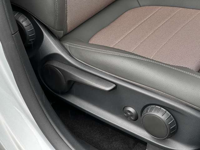 メルセデスベンツ ＥＱＢ ２５０ R5年 (近畿) 99