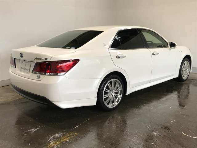 トヨタ クラウン　ハイブリッド ハイブリッド ２．５ Ｓ ＦＯＵＲ ４ＷＤ H27年 (北海道) 99