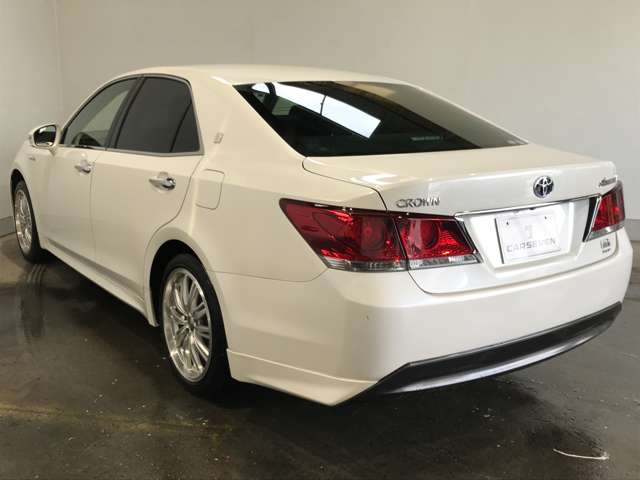 トヨタ クラウン　ハイブリッド ハイブリッド ２．５ Ｓ ＦＯＵＲ ４ＷＤ H27年 (北海道) 99