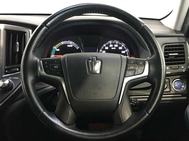 トヨタ クラウン　ハイブリッド ハイブリッド ２．５ Ｓ ＦＯＵＲ ４ＷＤ H27年 (北海道) 99