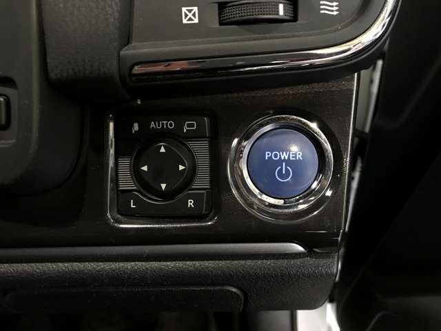 トヨタ クラウン　ハイブリッド ハイブリッド ２．５ Ｓ ＦＯＵＲ ４ＷＤ H27年 (北海道) 99