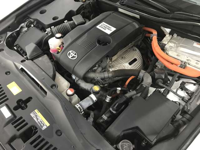 トヨタ クラウン　ハイブリッド ハイブリッド ２．５ Ｓ ＦＯＵＲ ４ＷＤ H27年 (北海道) 99