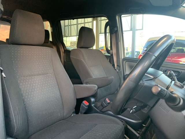 トヨタ ノア １．８ ハイブリッド Ｇ R1年 (東北) 99