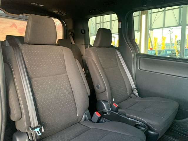 トヨタ ノア １．８ ハイブリッド Ｇ R1年 (東北) 99