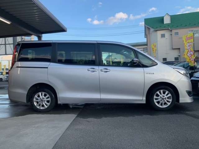 トヨタ ノア １．８ ハイブリッド Ｇ R1年 (東北) 99