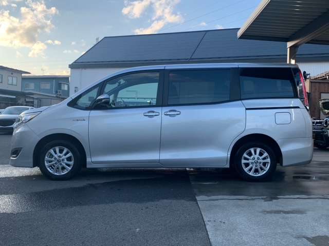 トヨタ ノア １．８ ハイブリッド Ｇ R1年 (東北) 99