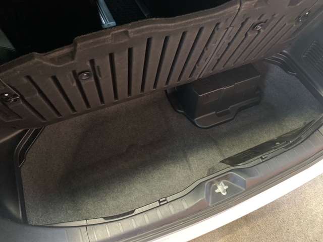 トヨタ ノア １．８ ハイブリッド Ｇ R1年 (東北) 99