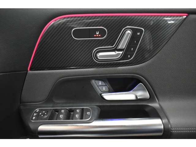 メルセデスベンツ Ｂクラス Ｂ２００Ｄ ＡＭＧライン ディーゼルターボ R2年 (関東) 99