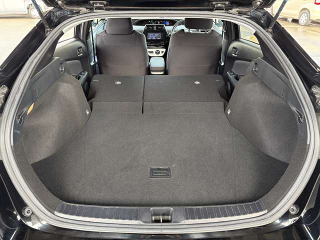 トヨタ プリウス １．８ Ａ Ｅ－ＦＯＵＲ ４ＷＤ H28年 (東北) 99