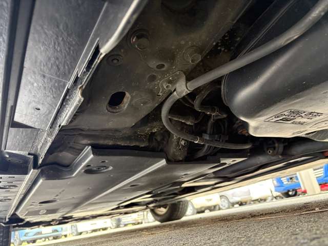 トヨタ プリウス １．８ Ａ Ｅ－ＦＯＵＲ ４ＷＤ H28年 (東北) 99