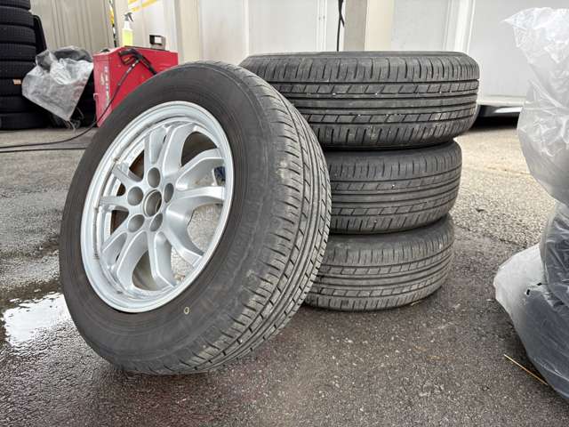 トヨタ プリウス １．８ Ａ Ｅ－ＦＯＵＲ ４ＷＤ H28年 (東北) 99