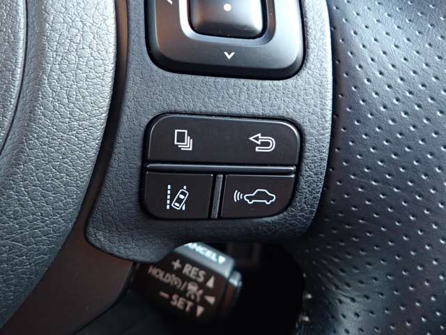 レクサス ＩＳ３００ｈ Ｆスポーツ R4年 (関東) 99