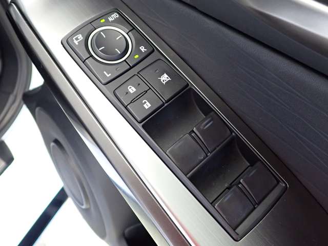 レクサス ＩＳ３００ｈ Ｆスポーツ R4年 (関東) 99