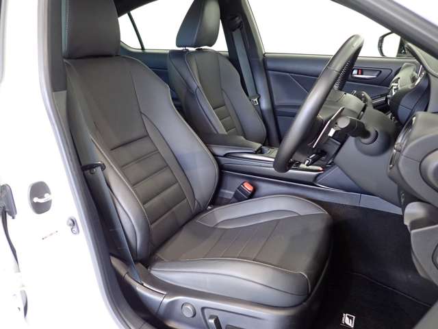 レクサス ＩＳ３００ｈ Ｆスポーツ R4年 (関東) 99