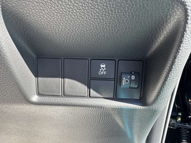 ホンダ フィット １．５ ベーシック R6年 (東海) 99