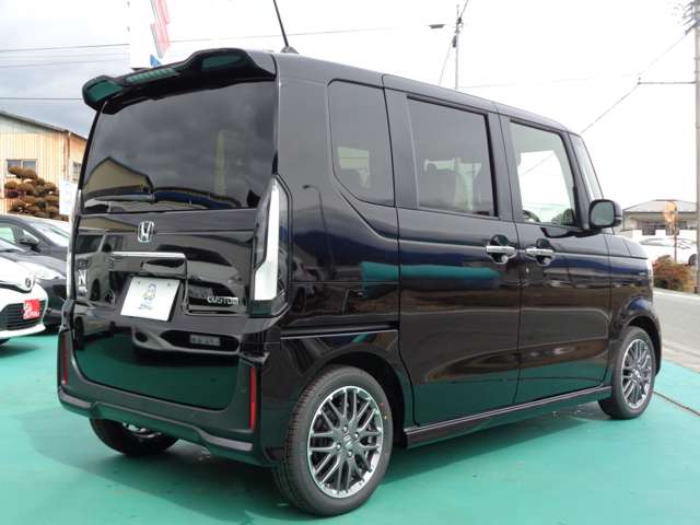ホンダ Ｎ　ＢＯＸ カスタム ６６０ ターボ R7年 () 99
