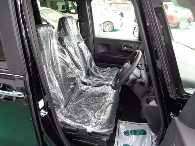 ホンダ Ｎ　ＢＯＸ カスタム ６６０ ターボ R7年 () 99