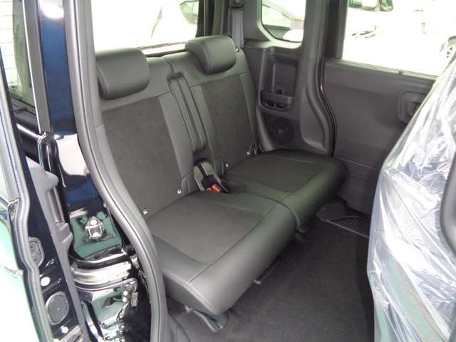 ホンダ Ｎ　ＢＯＸ カスタム ６６０ ターボ R7年 () 99