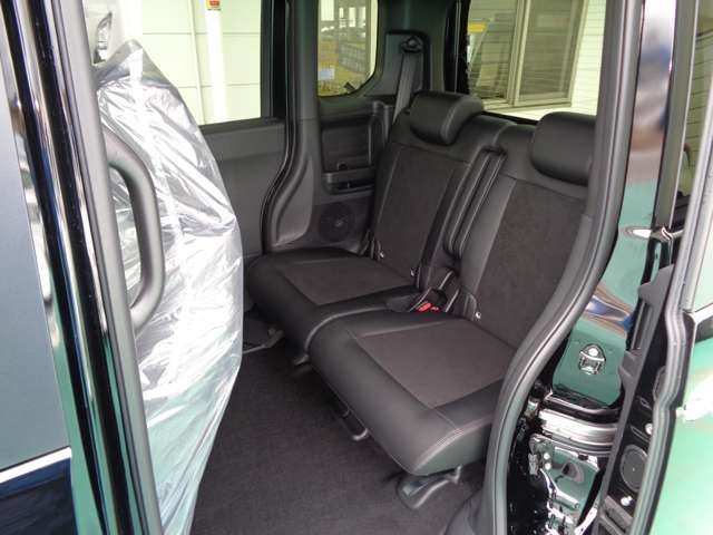 ホンダ Ｎ　ＢＯＸ カスタム ６６０ ターボ R7年 () 99