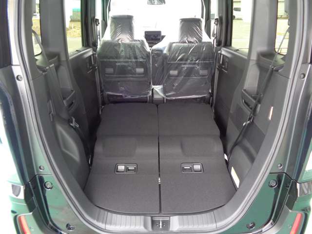 ホンダ Ｎ　ＢＯＸ カスタム ６６０ ターボ R7年 () 99