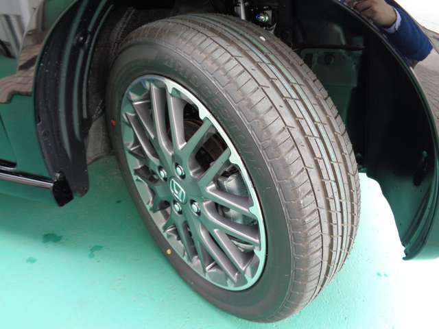 ホンダ Ｎ　ＢＯＸ カスタム ６６０ ターボ R7年 () 99