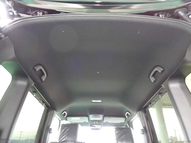 ホンダ Ｎ　ＢＯＸ カスタム ６６０ ターボ R7年 () 99