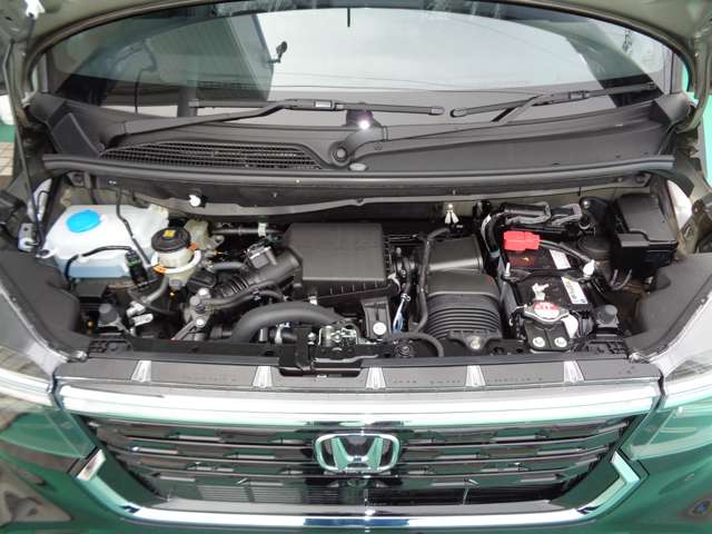 ホンダ Ｎ　ＢＯＸ カスタム ６６０ ターボ R7年 () 99