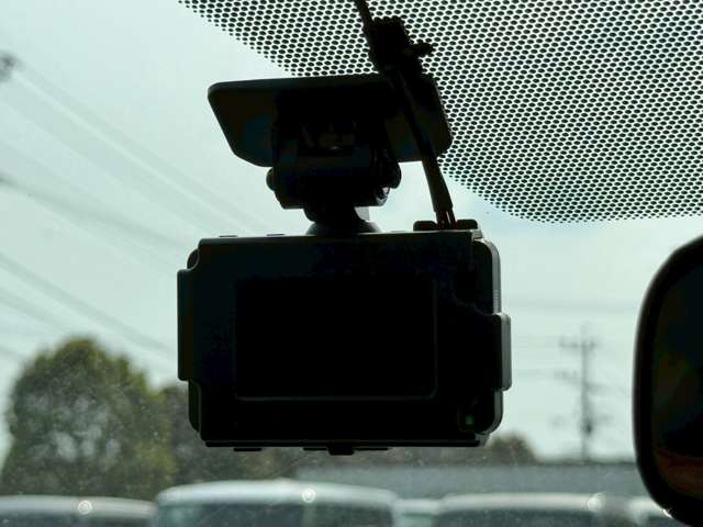 トヨタ プリウス １．８ Ｓ R4年 (九州・沖縄) 99