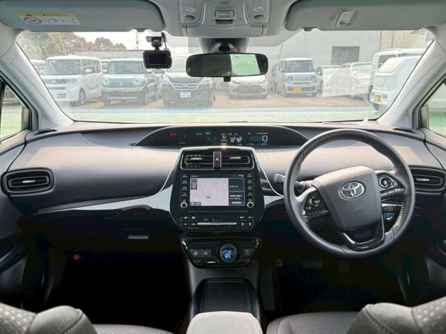 トヨタ プリウス １．８ Ｓ R4年 (九州・沖縄) 99