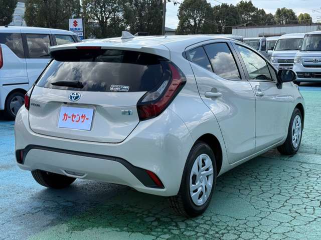 トヨタ アクア １．５ Ｘ R4年 (九州・沖縄) 99