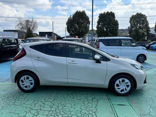 トヨタ アクア １．５ Ｘ R4年 (九州・沖縄) 99