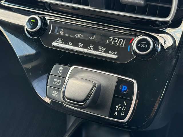 トヨタ アクア １．５ Ｘ R4年 (九州・沖縄) 99