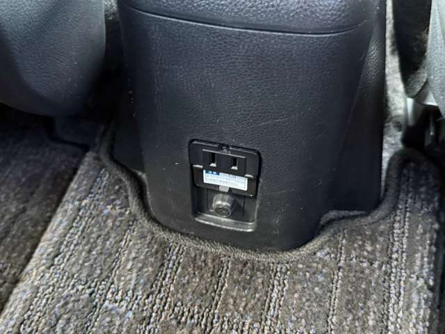 トヨタ アクア １．５ Ｘ R4年 (九州・沖縄) 99