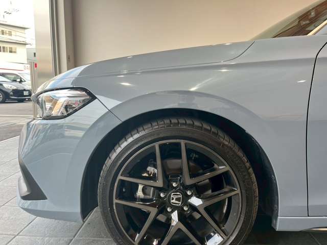 ホンダ シビック　ハイブリッド ２．０ Ｅ：ＨＥＶ R4年 (近畿) 99