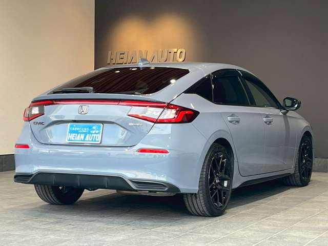 ホンダ シビック　ハイブリッド ２．０ Ｅ：ＨＥＶ R4年 (近畿) 99