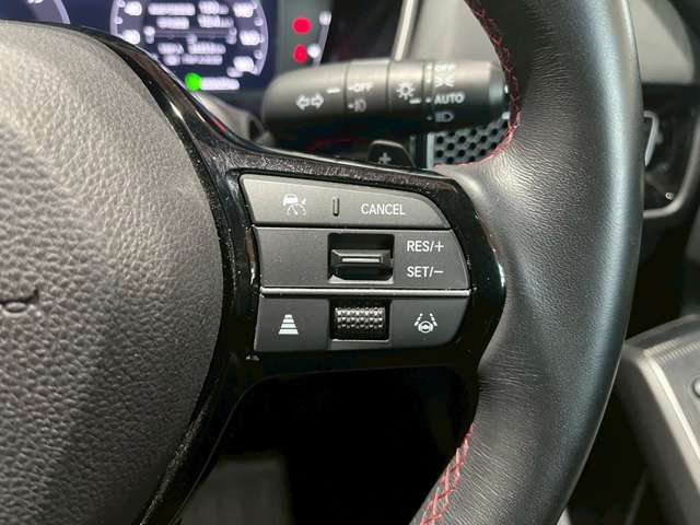 ホンダ シビック　ハイブリッド ２．０ Ｅ：ＨＥＶ R4年 (近畿) 99