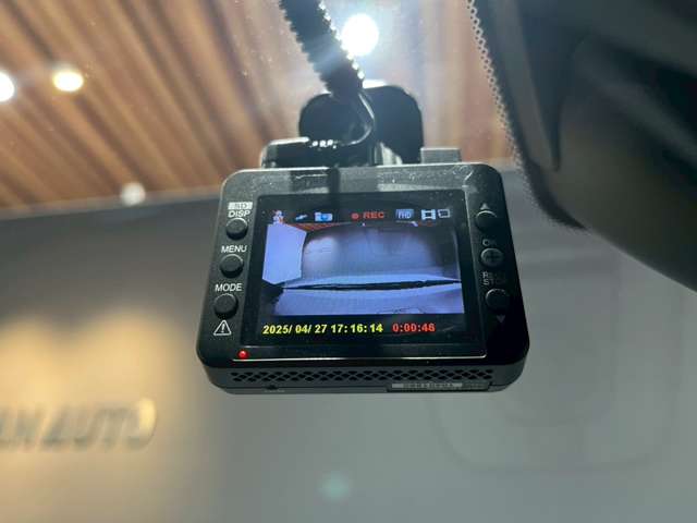 ホンダ シビック　ハイブリッド ２．０ Ｅ：ＨＥＶ R4年 (近畿) 99